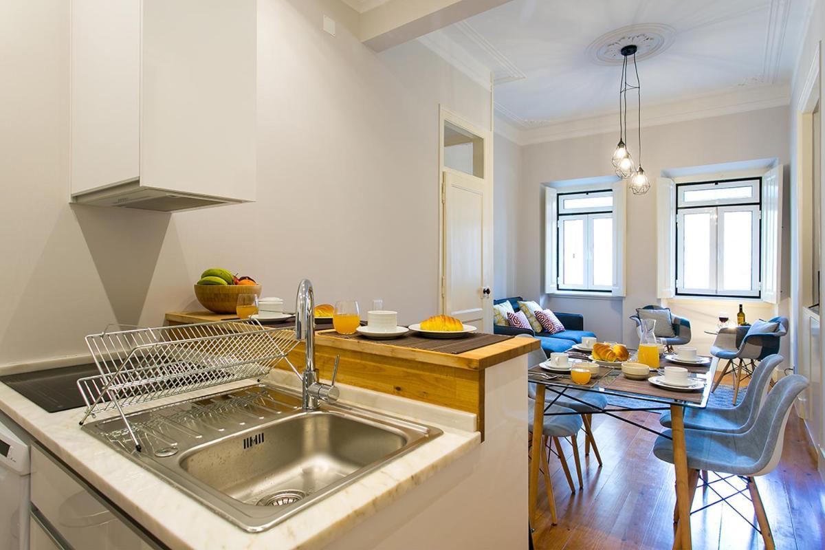 Lovelystay - Cozy 3Bdr Apartment In Estrela Lisboa المظهر الخارجي الصورة